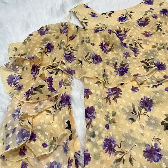 BNWT Easel "Rosie Pom Pom" Ruffle Detailed Chiffon Top - Picture 10 of 13